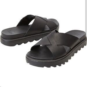 Sorel Roaming Crisscross Slide Sandals